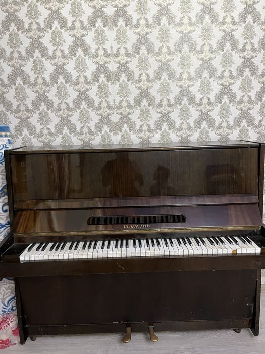 Пианино сатылады