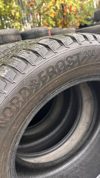 Продам резину 225/55/16