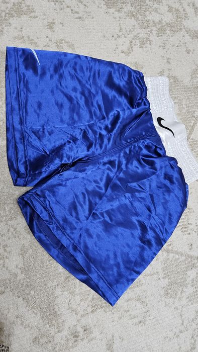 Боксерская перчатка (форма)