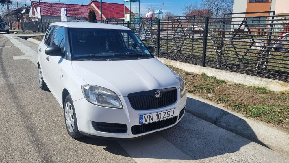 Skoda Fabia 2 benzina 1.2 km 180mii an 2009