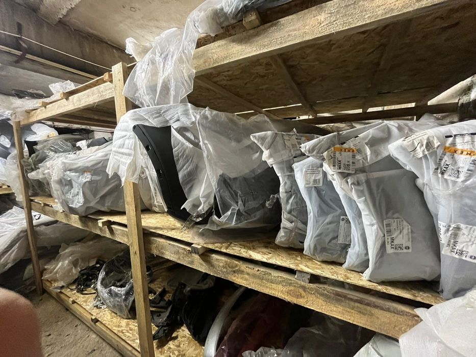 Дверь бампера фары