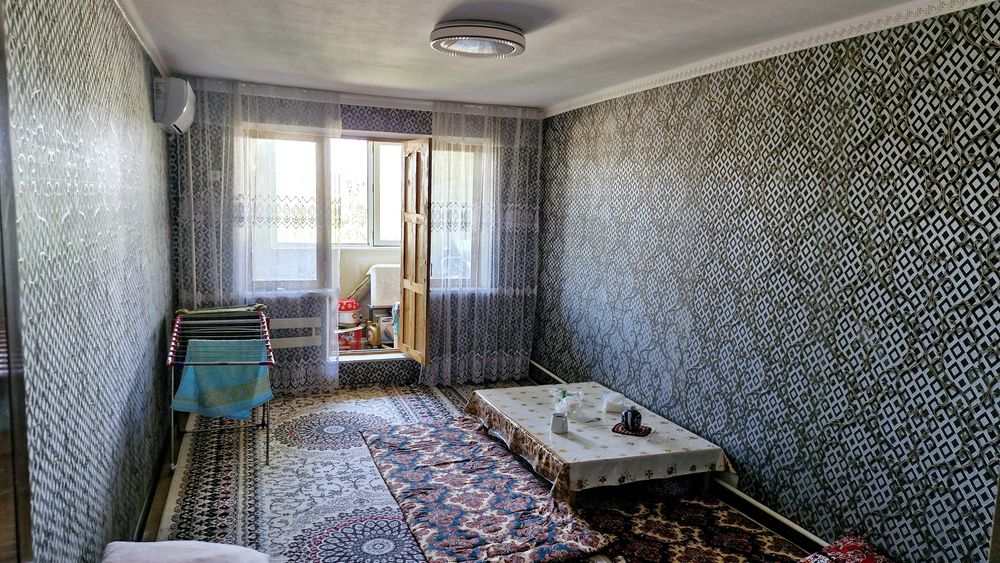 22 микрорайонда 3 этажда жайласкан 3 комнаталы жай сатылады