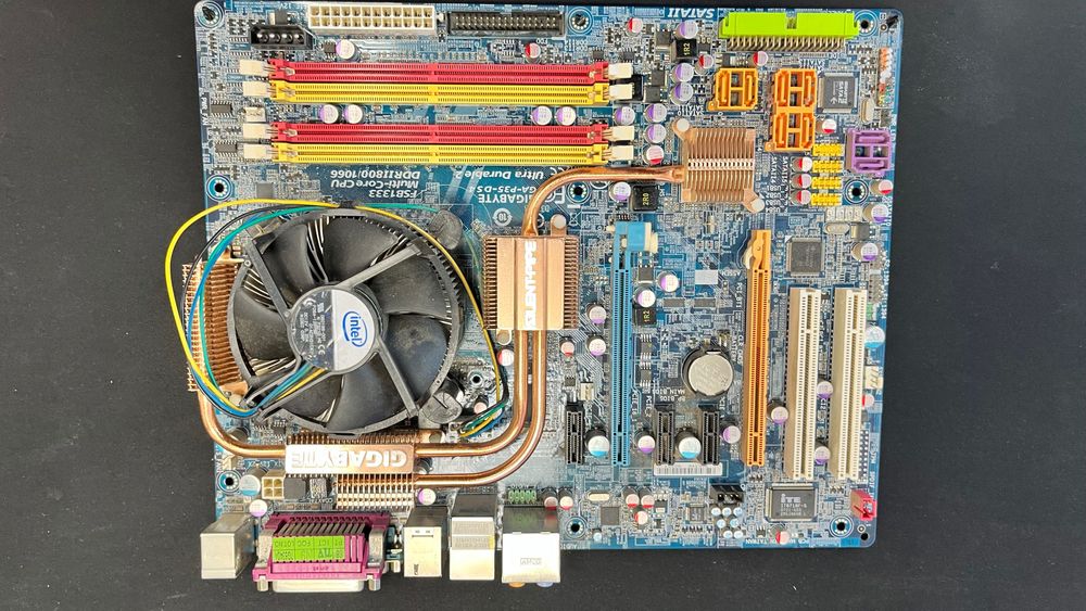 Placă de bază,rami DDR1, DDR2,DDR3 4GB