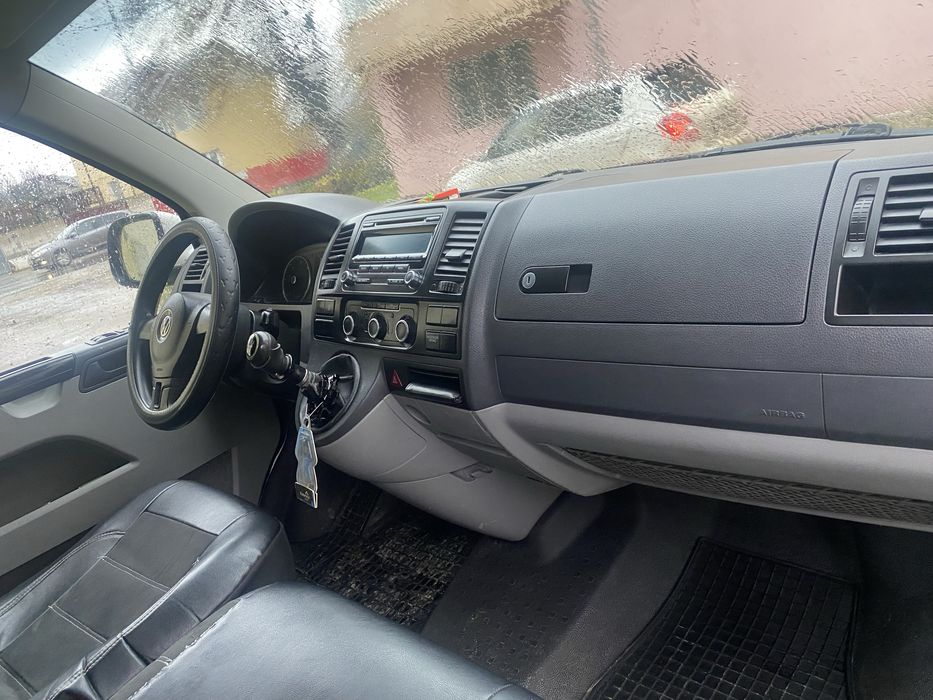 Volkswagen Transporter T5 -