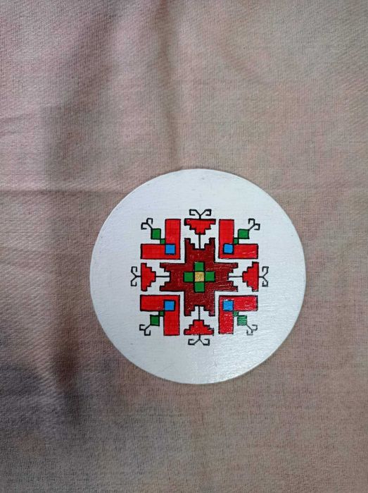 Подложки за чаши с народни мотиви - ръчна изработка