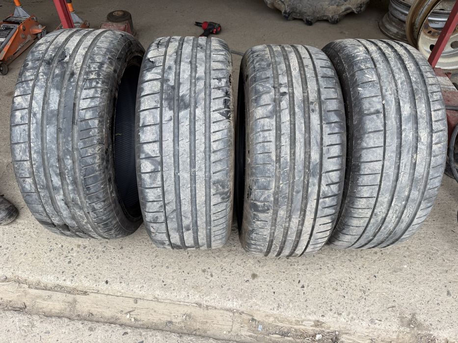Set anvelope 255/45R20 vara