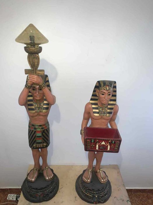 Statuie/Veioza cu tenta egipteana