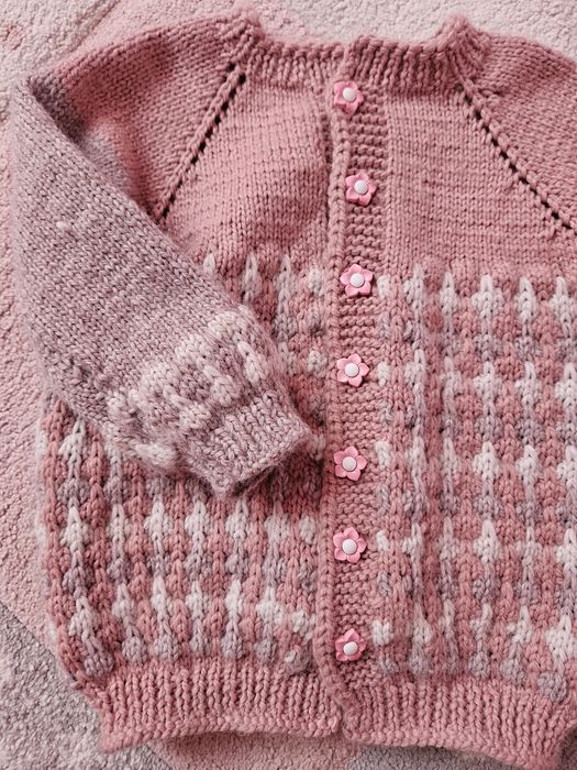 Ръчно плетена жилетка 3/4 годинки