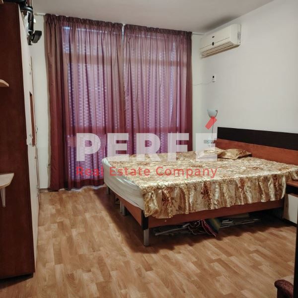 Продава се Двустаен апартамент в к.к. Слънчев бряг - 64 кв.м за 891 €/кв.м - Снимка #1