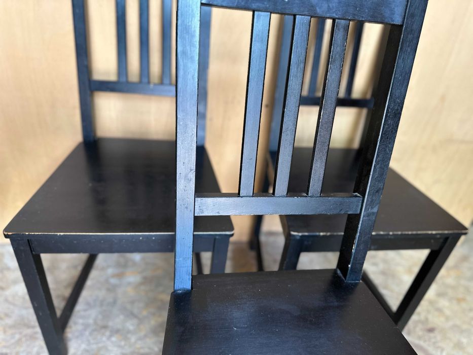 Set 3 Scaune din lemn tip Ikea; Scaun negru