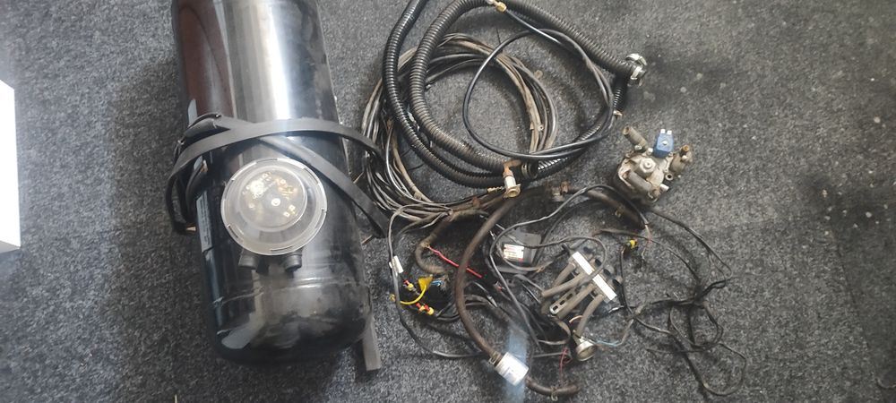 Vând instalație de gaz 55 litri  expira in 2031
