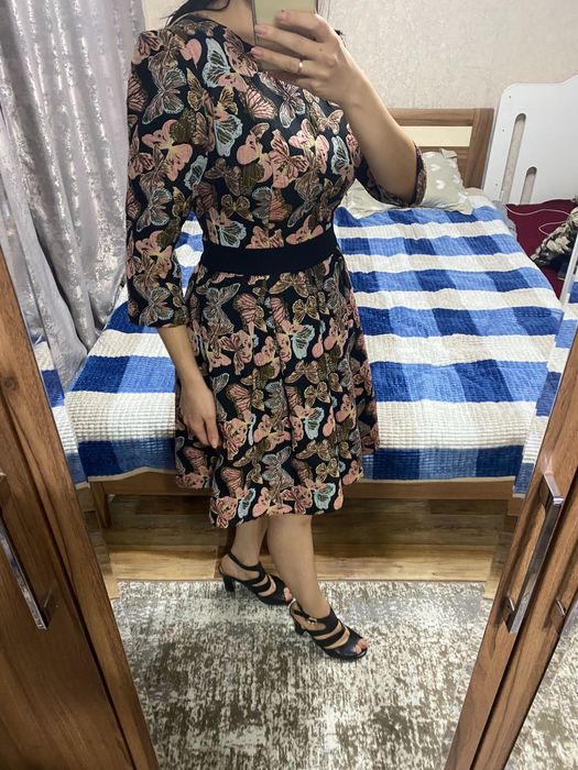 Платье пышное выше колен