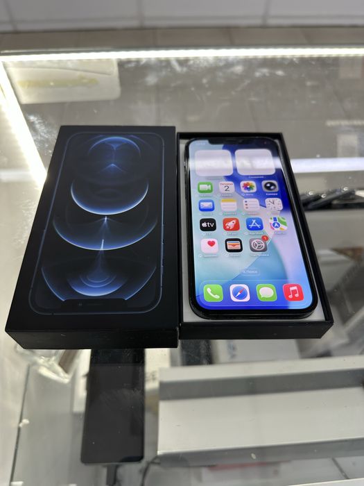 Айфон 12 про.  Без ремонт