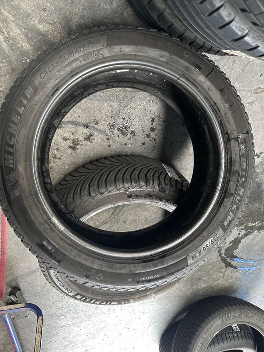 255/45/19 - 235/50/19 Michelin M+S