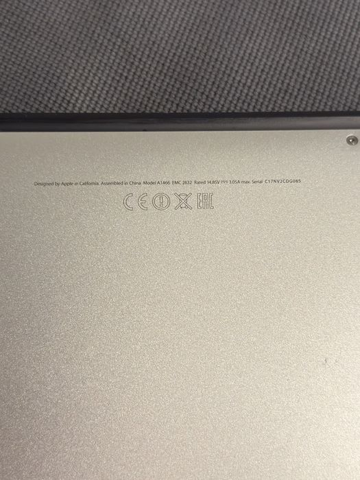 Laptop Apple air 13 a1466