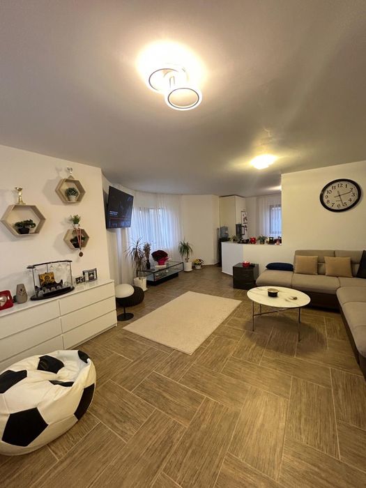Vand casa  in localitatea Branistea jud Galati