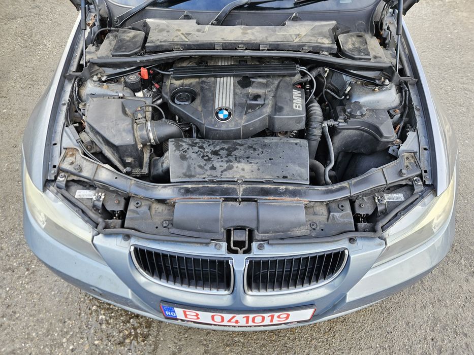 Bmw e90 318d lci