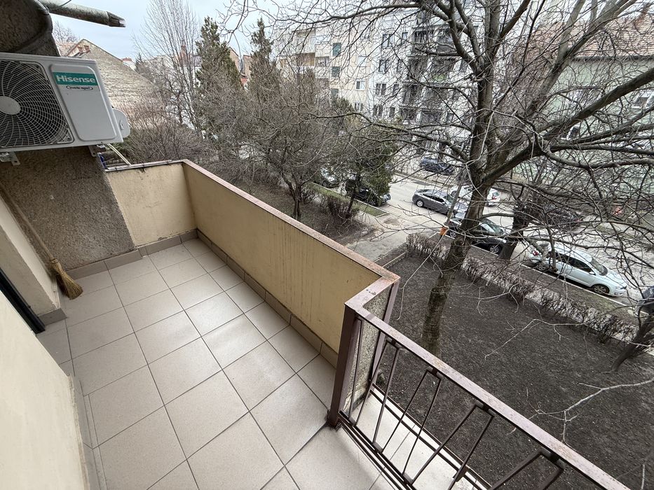 Ofer spre inchiriere Apartament 3 Camere zona Centrala Str.Corvinilor