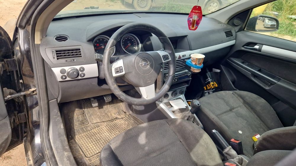 Opel astra H capota bara faruri usi usa hayon portbagaj jante aliaj carlig oglinda volan Scaune trager aripa armatura stop stopuri pompa motor cutie