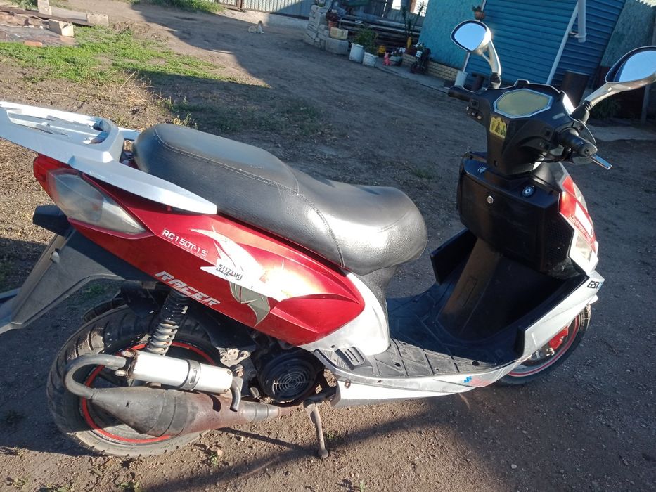 Продам скутер RACER