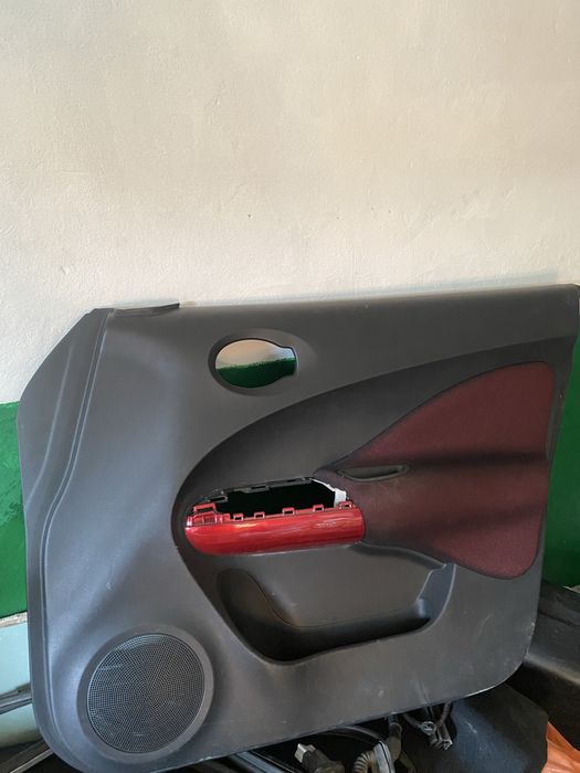 Продам заводскую дверную карту с блоком управления на Nisan Juke