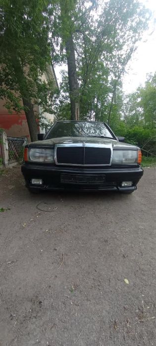 Mercedes-Benz 190 E