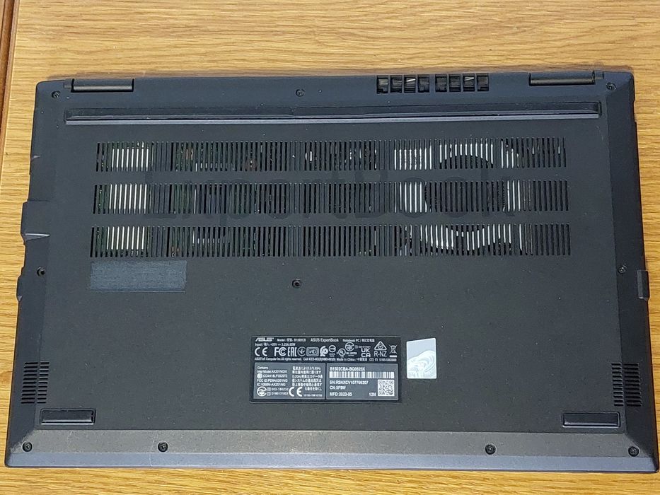 Laptop Asus Expertbook B1 i5 Gen12 1235U 10-core, 16GB, fara SSD/cooler/difuzoare