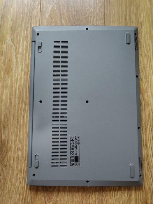 Laptop Lenovo 15,6 inch/ i3-1005G1/8gb RAM/ ssd 128 GB /