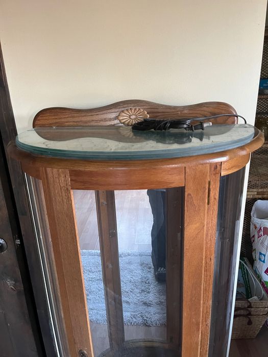 Шкаф винтидж от средата на миналия век