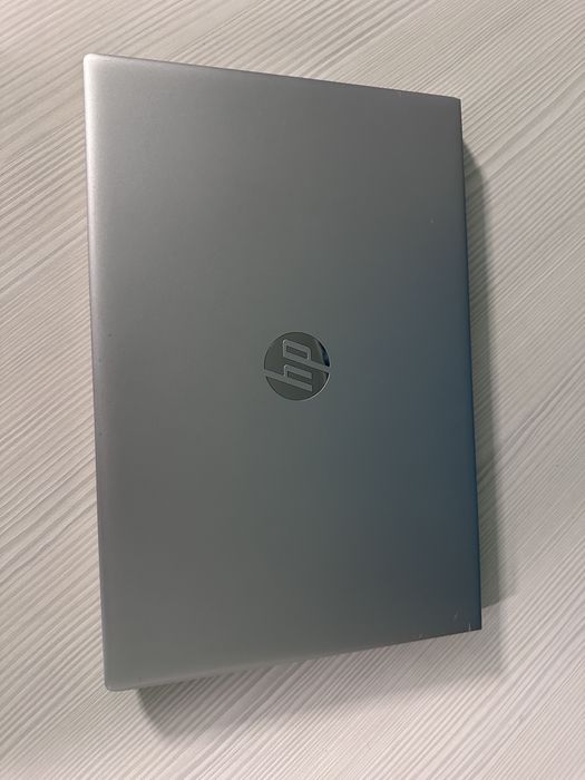 Laptop HP ProBook - intel Core i5 8250u - 8Gb DDR4 - SSD240 - 15.6 IPS - bateria 100%