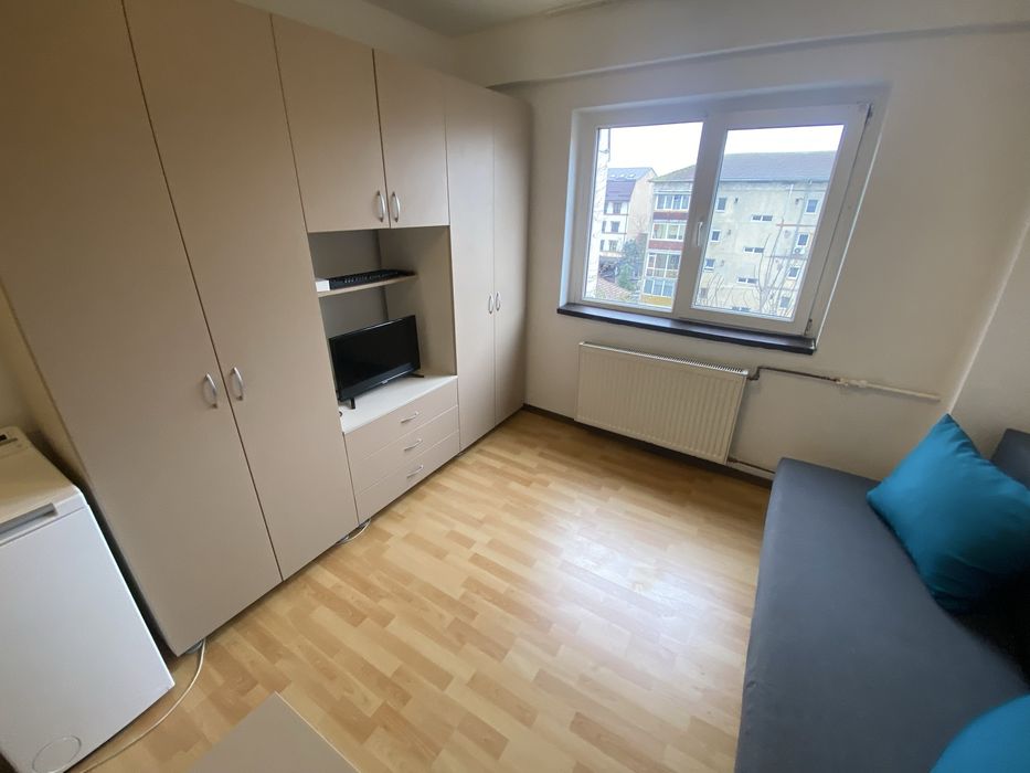 Proprietar, vand garsoniera utilata