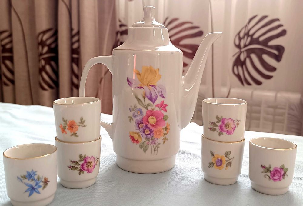 Набор для спиртного Штоф и рюмки Мейсенский букет Болгария