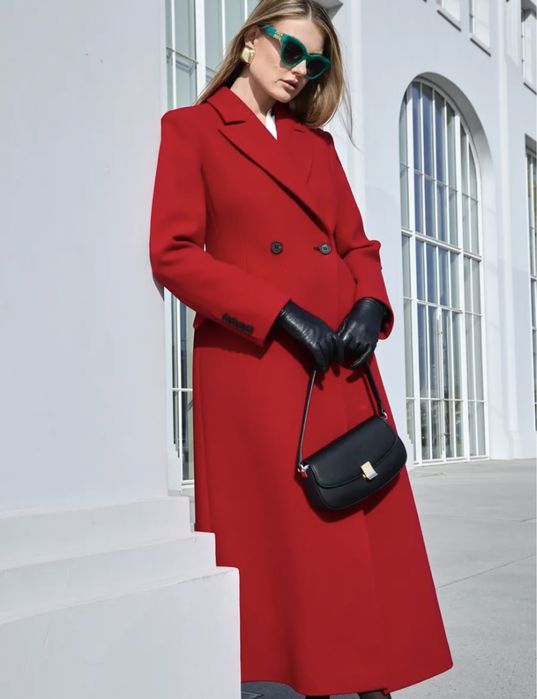 Продам пальто новое