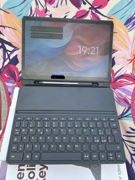 Tableta lenovo idea tab 8G 256glg