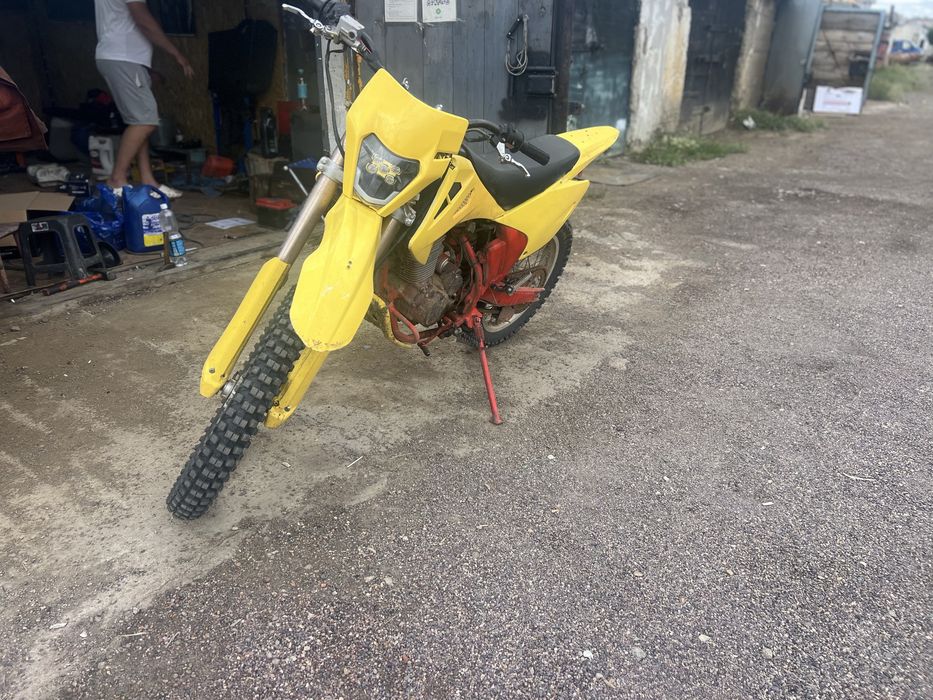 Продам мотоцикл эндуро