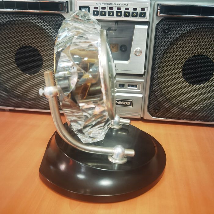 Ретро настолен часовник "Маяк" (СССР, 60-те/70-те)