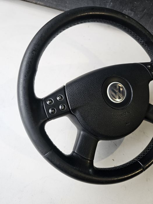 Volan piele cu comenzi original Volkswagen Passat B6 (model SUA)

Star