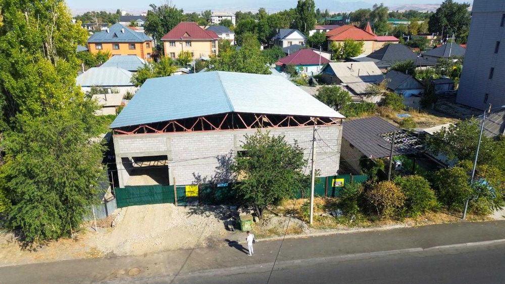 Продается здание в центре города Гаухар Империя