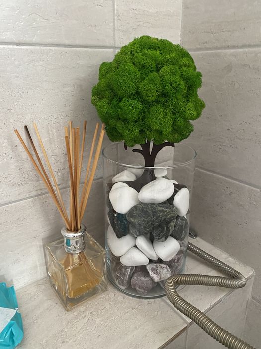 Piatra alba rotunjita