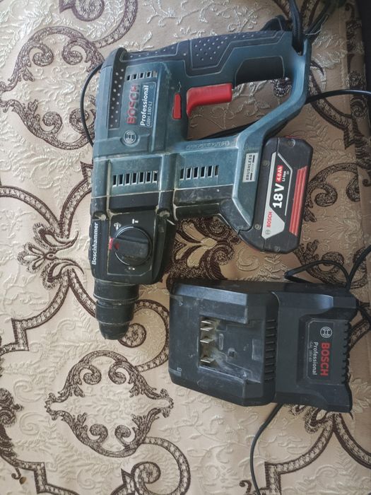 перфоратор Bosch Professional GBH 180-LI с патроном SDS-plus и аккумул