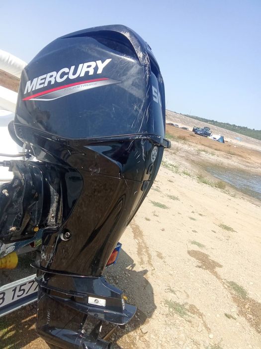 Извънбордов Двигател за лодка 50 коня