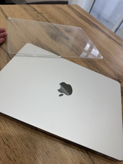 Продаю MacBook Air