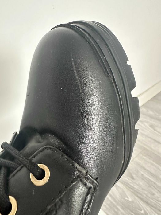 Botine Guess marimea 39