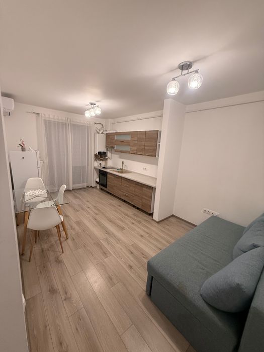 Închiriez apartament tip studio