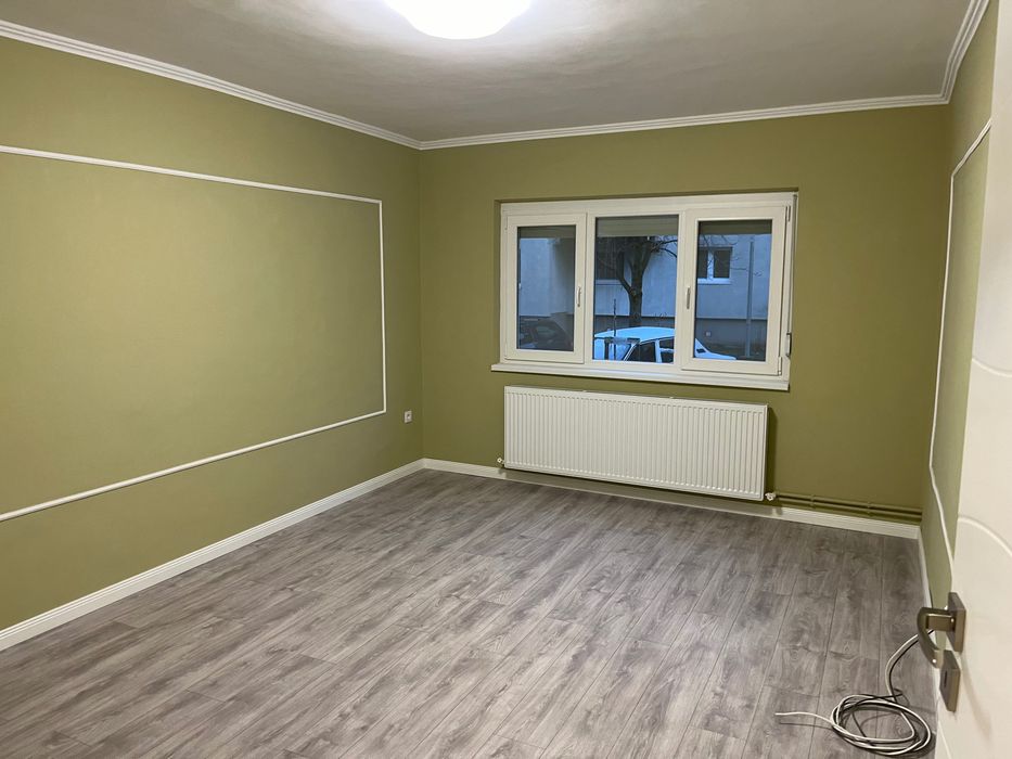 Dau în chirie o garsonieră în Salonta