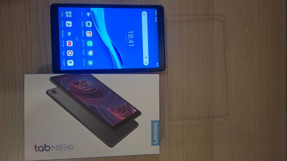 Таблет Lenovo tab M8