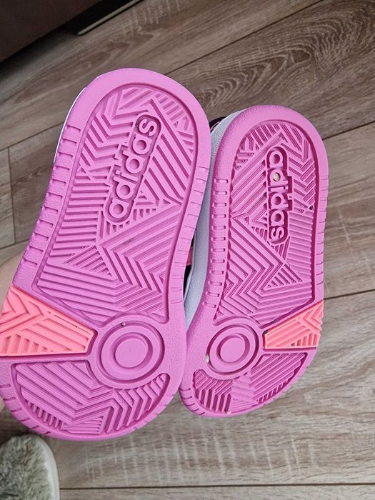 Детски Адидас кецове 22 Номер