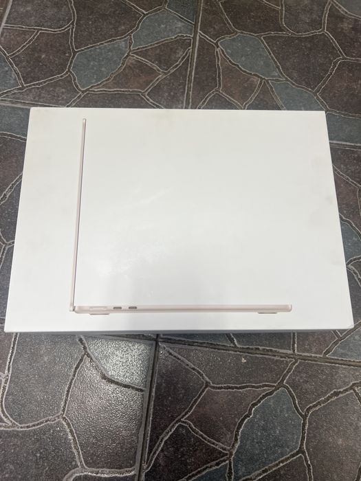 Apple MacBook Air 13 .. 512gb M4 nou sigilat..