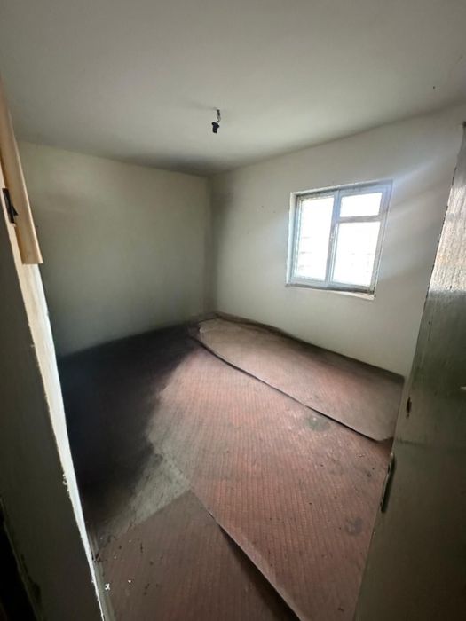 Vand apartament 4 camere