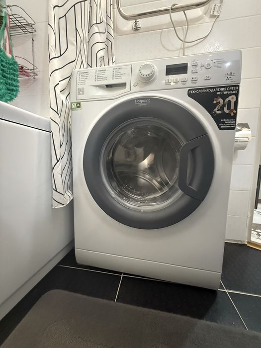 Стиральная машина Hotpoint Ariston